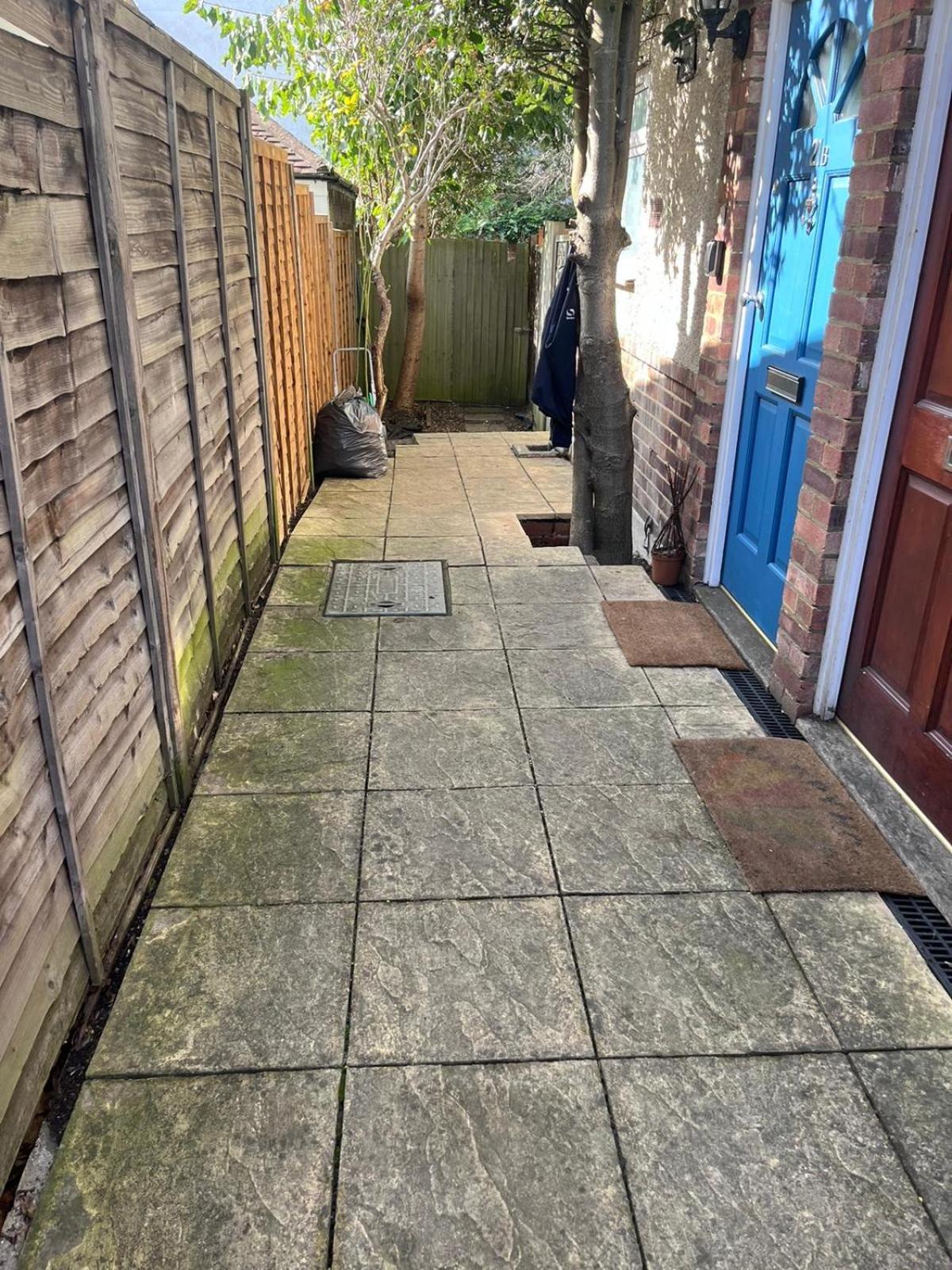 Super Convenient For - Large 2 Double Bed 30 Seconds Walk To Platform Train Station And 19 Mins To Waterloo Лондон